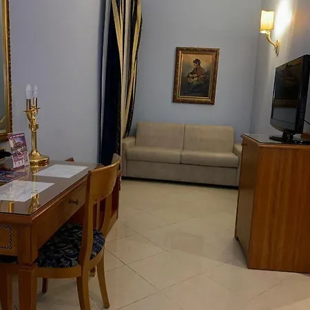Consoli Romani Vatican Гостевой дом